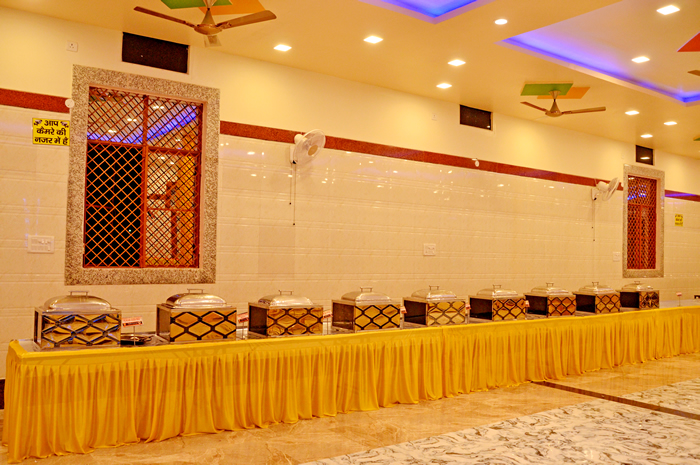 radha krishna dham guest house kanpur